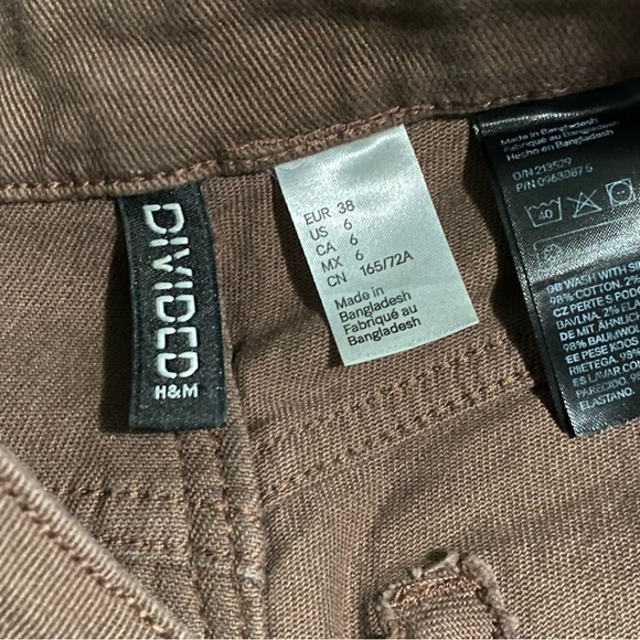 H&M High Waisted Wide Leg Jeans - Picture 4 of 7